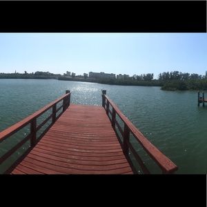 Meet your Posher, Ella